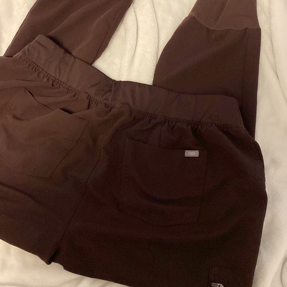 Worn for about 3 months only no stains or tears almost brand new. - Picture 7 of 7